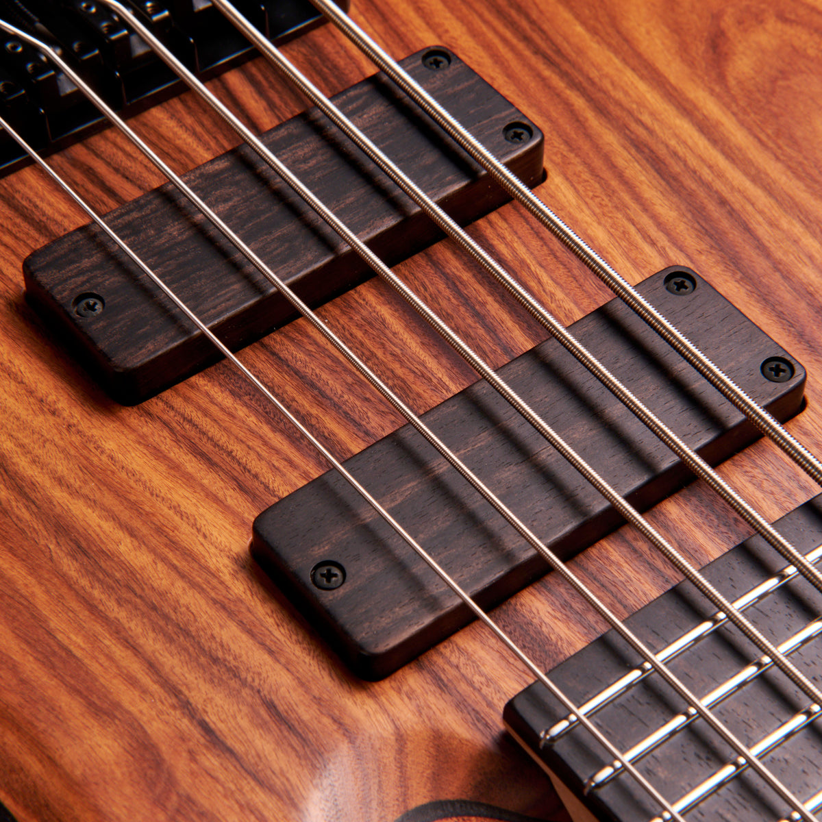 Adamovic Katana 5 Pao Ferro 5-string bass at Bass Freaks