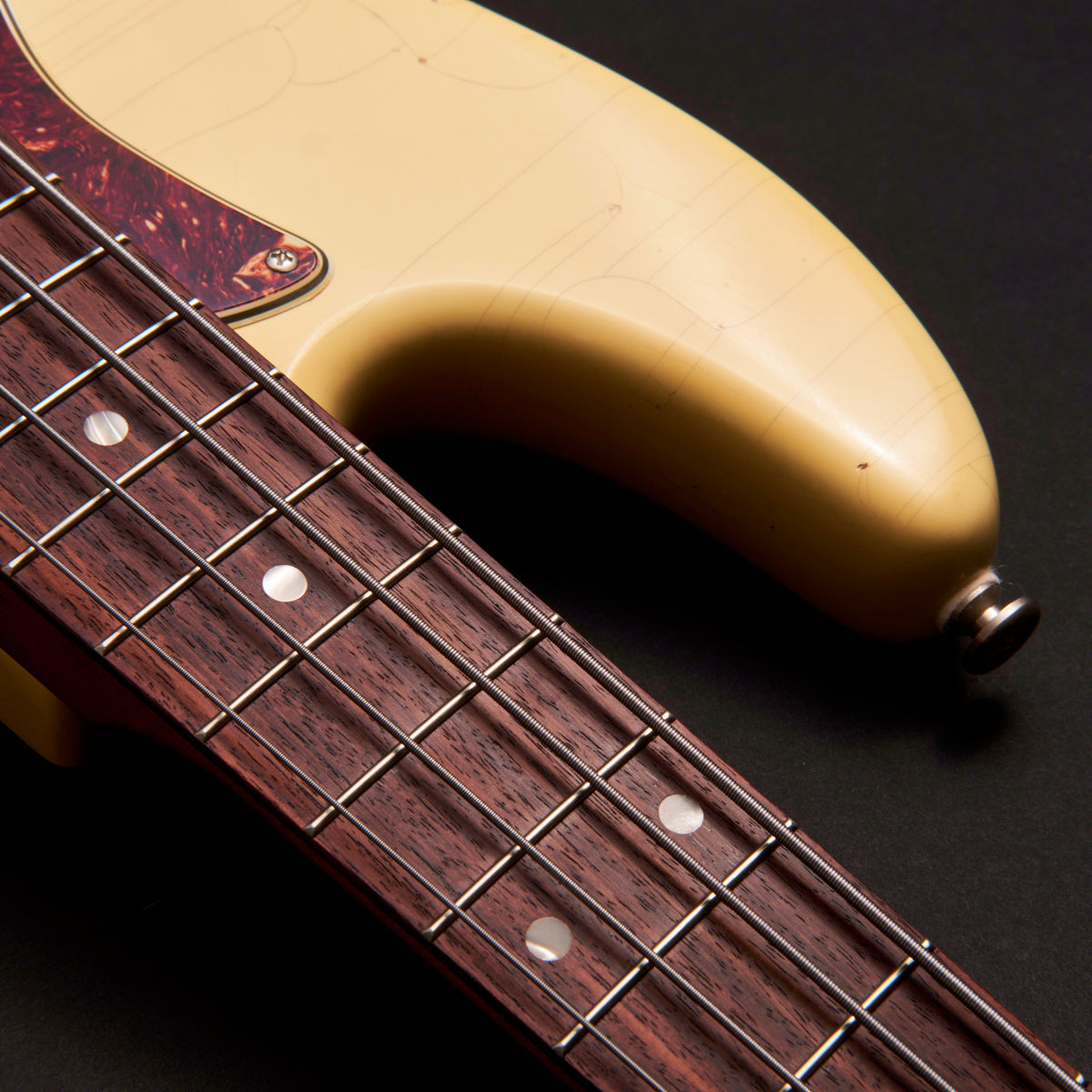 De Gier Bebop 4 Classic Roomboter Yellow Aged 4-string bass at Bass Freaks