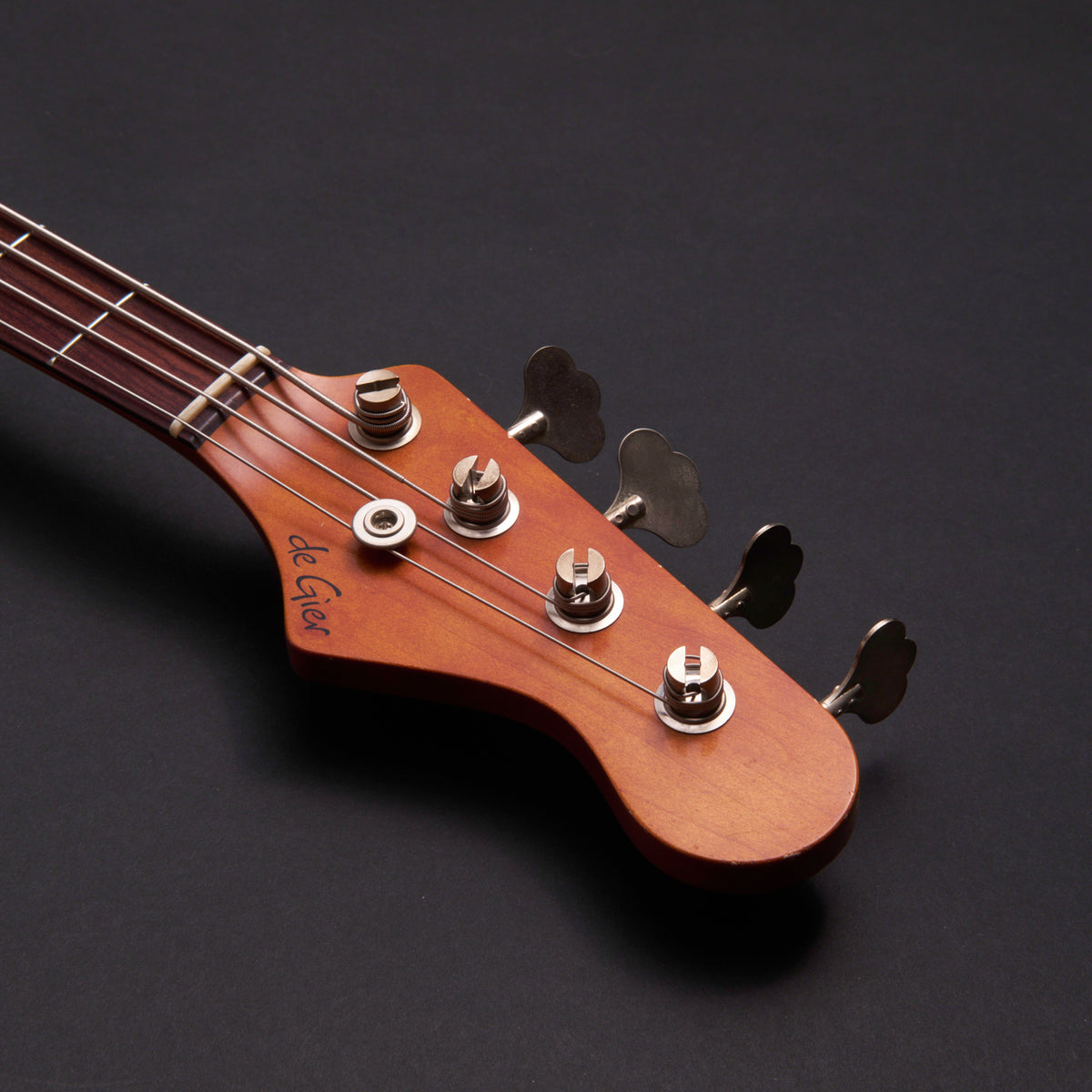 De Gier Soulmate 4 Classic Sunburst Aged 4-string bass at Bass Freaks
