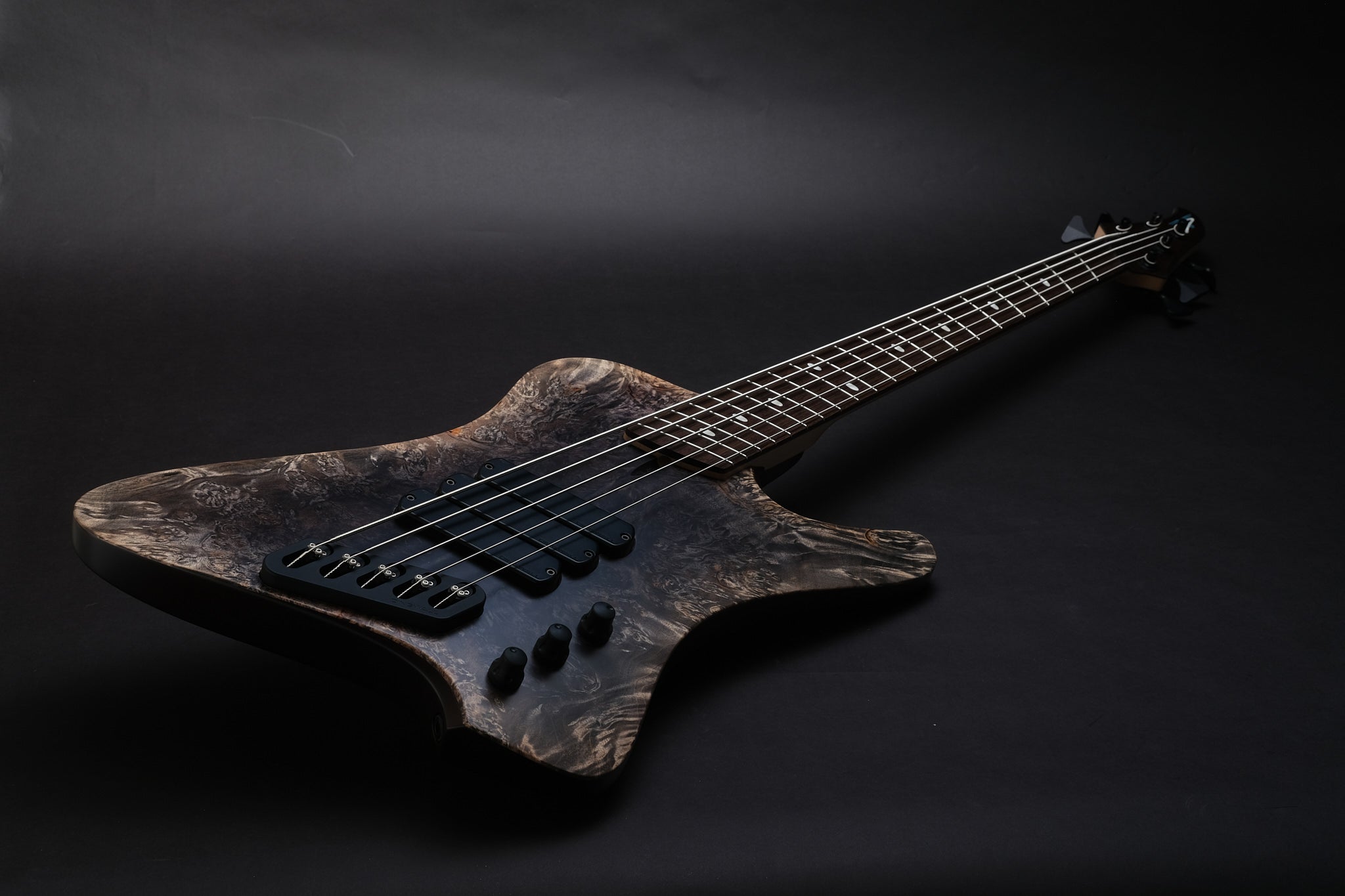 Dingwall D-Roc Custom 5 - Strygian Nightmare Black - Bass Freaks