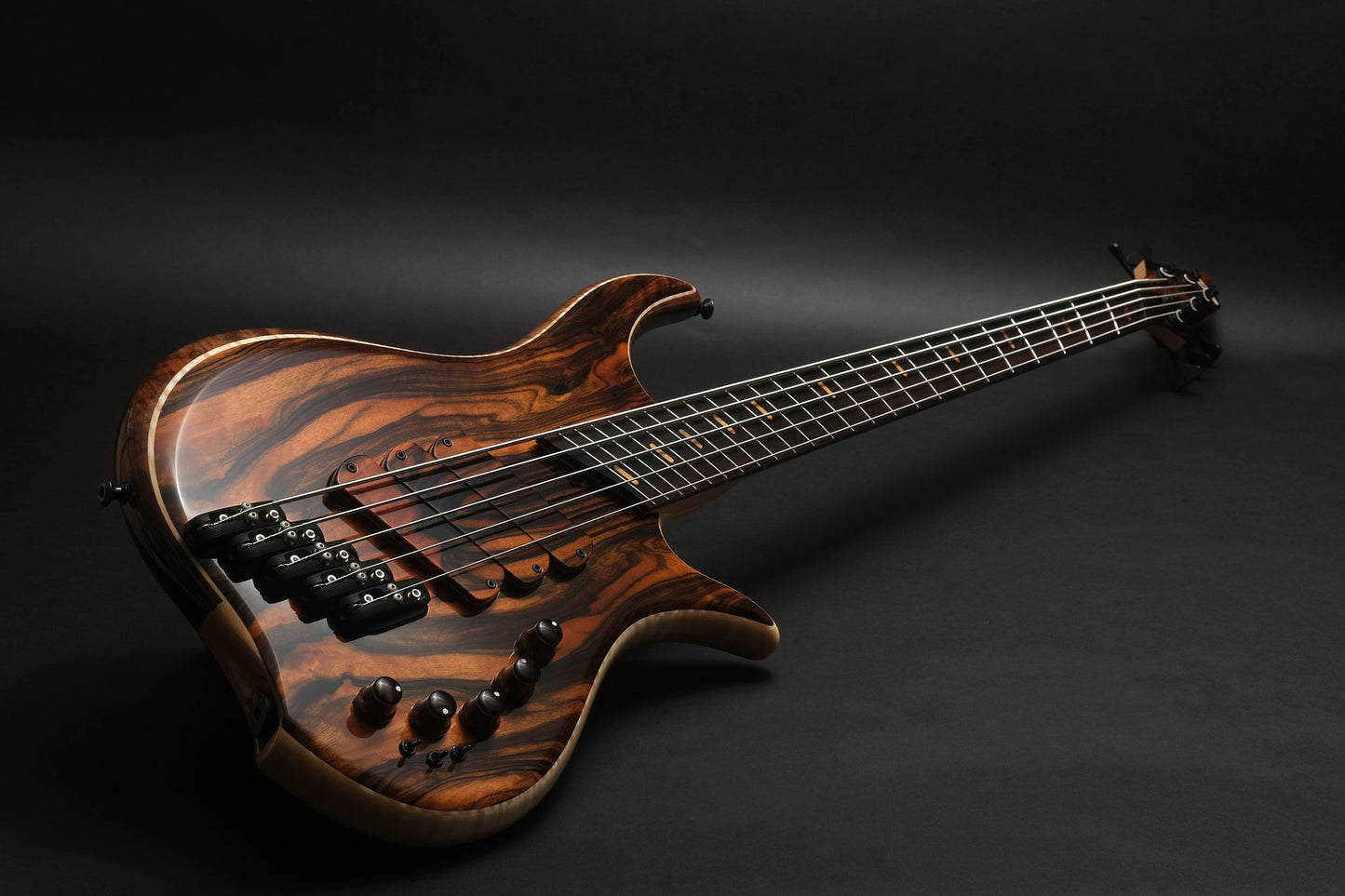 Dingwall Prima Artist