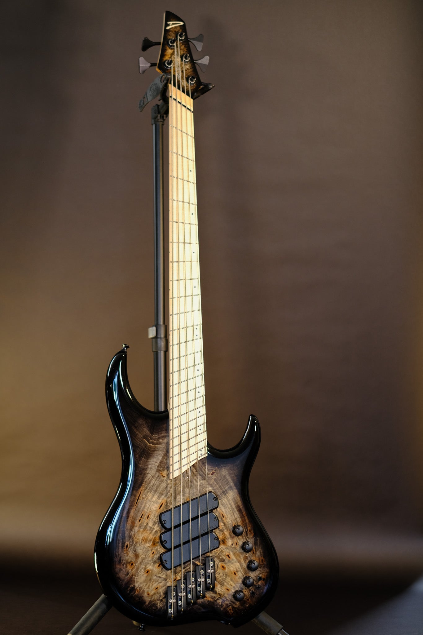 Dingwall Guitars Z3 Custom shop 'Black burst' – Bass Freaks Sprl