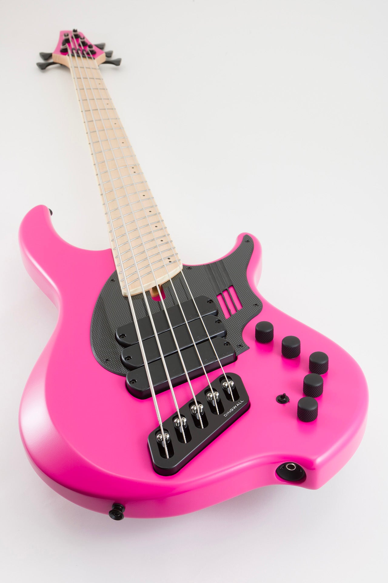 Dingwall guitars NG3-5 Limited Edition Matte pink 