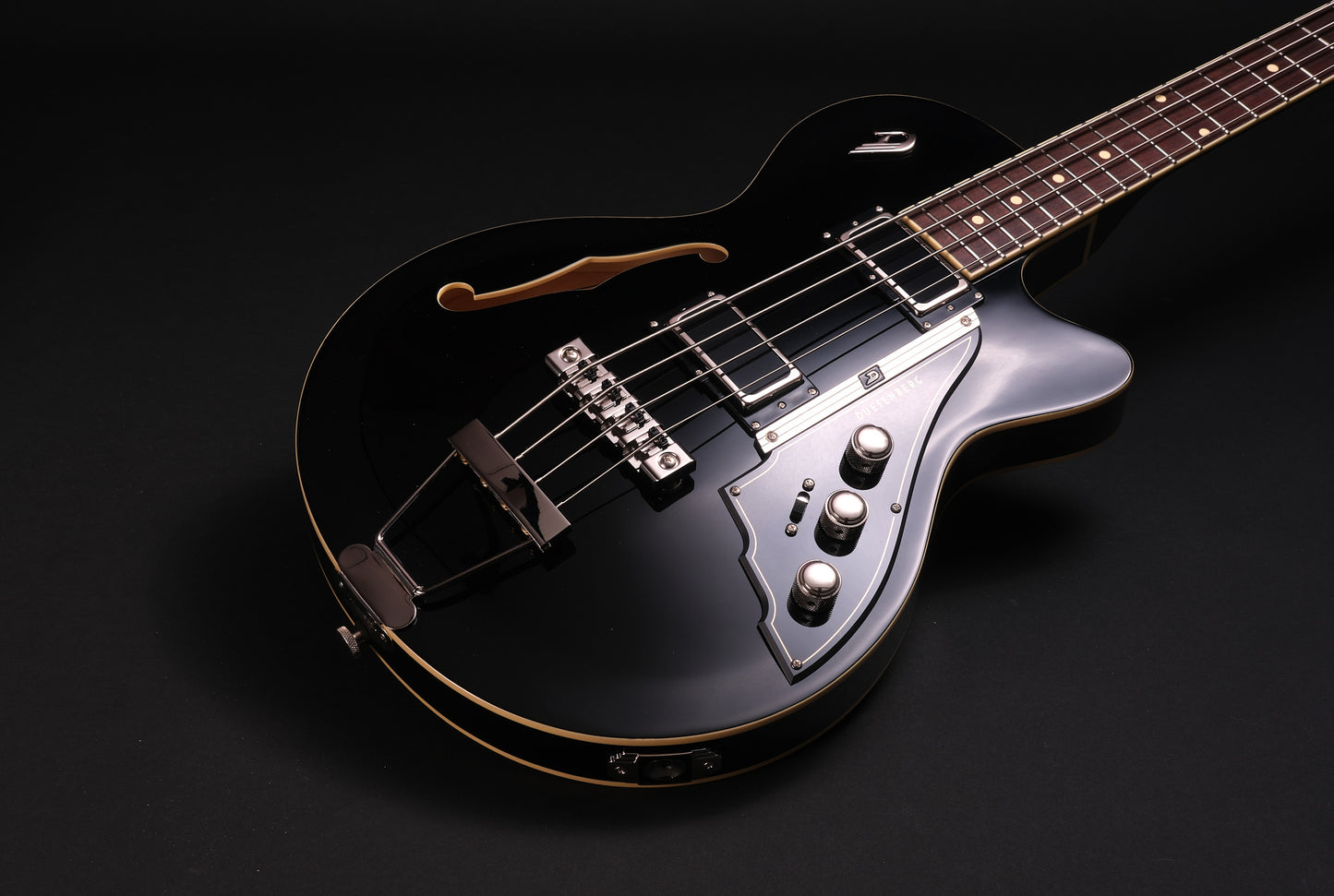 Duesenberg Starplayer Bass - Deep Black