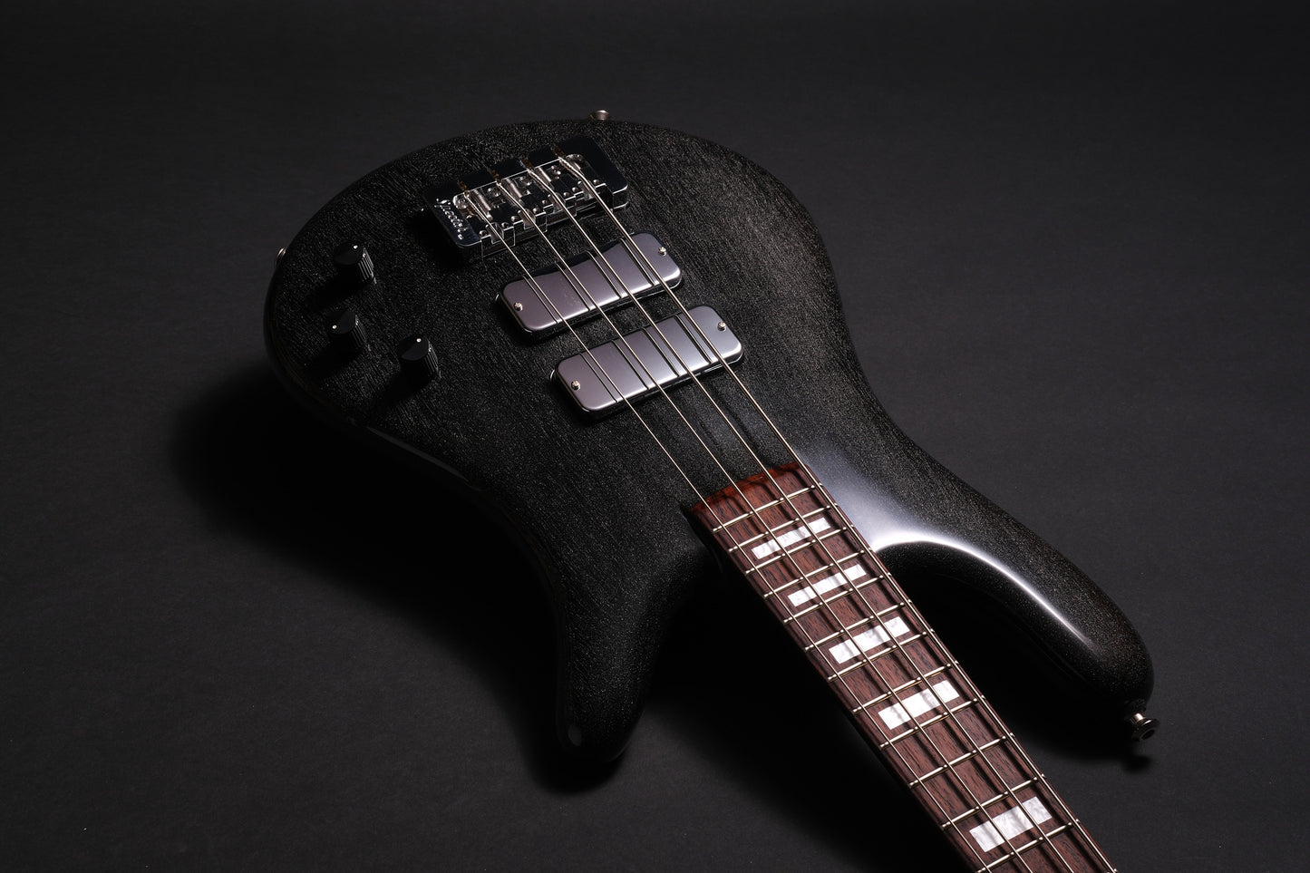 Spector NS-2 Woodstock Era 32"- Black Silver Doghair