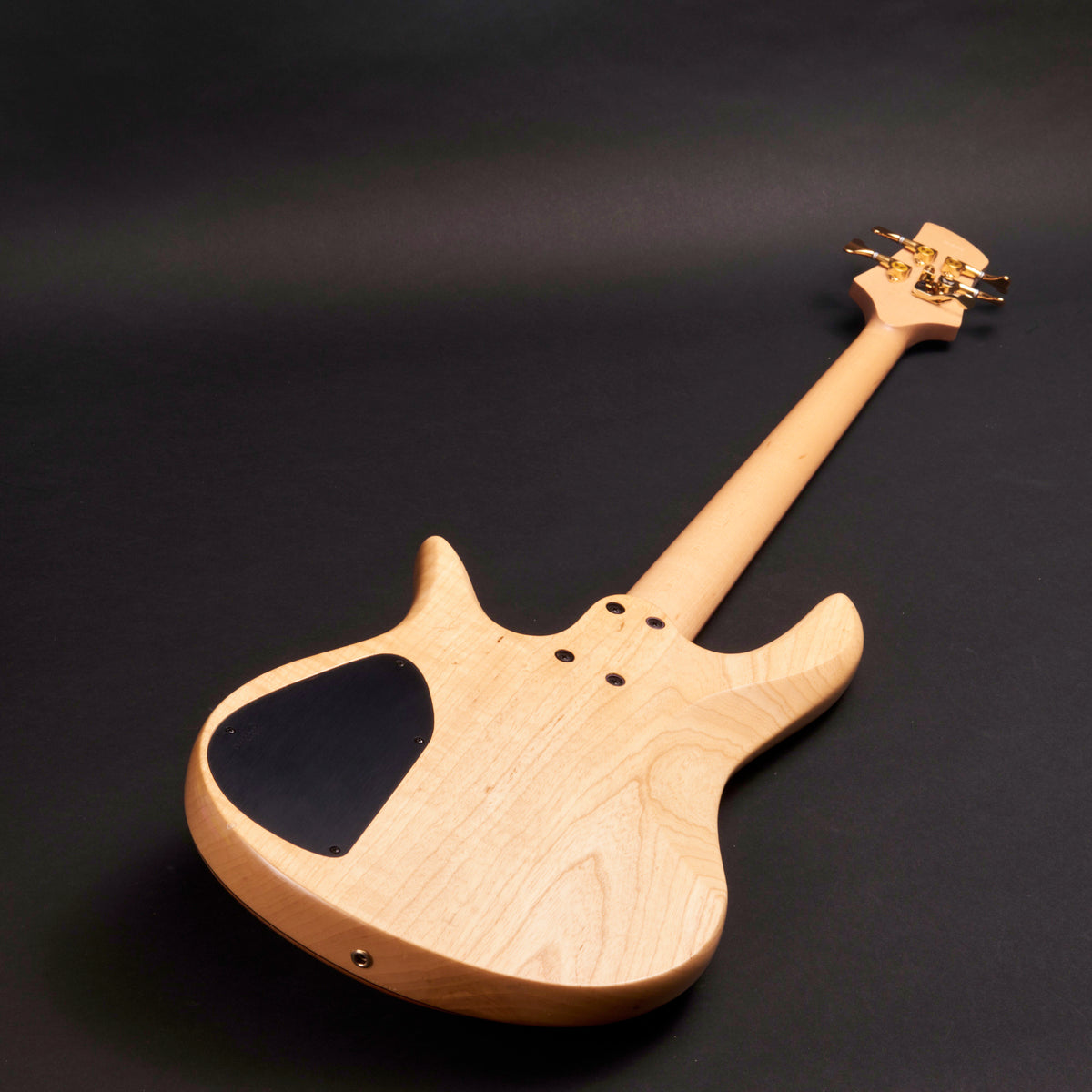 Fodera Monarch 4 Standard 2014 Two-Tone Flame Maple, basso elettrico 4 corde usato da Bass Freaks