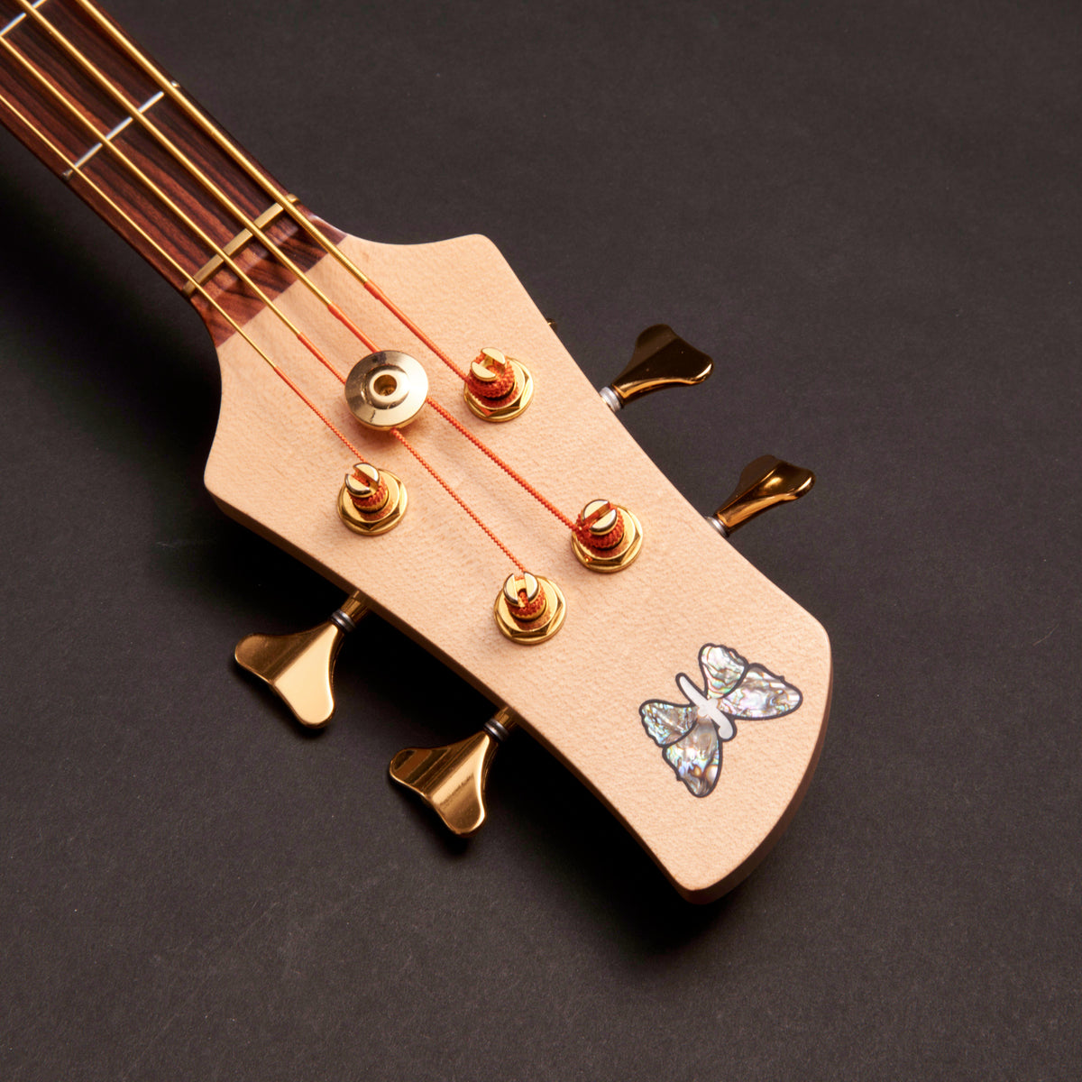 Fodera Monarch 4 Standard 2014 Two-Tone Flame Maple, basso elettrico 4 corde usato da Bass Freaks
