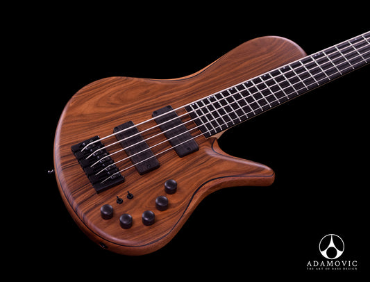 Adamovic Katana 5 - Pao Ferro
