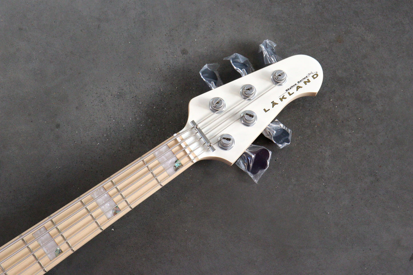 Lakland Basses Skyline 55-02 Custom 'White Pearl'