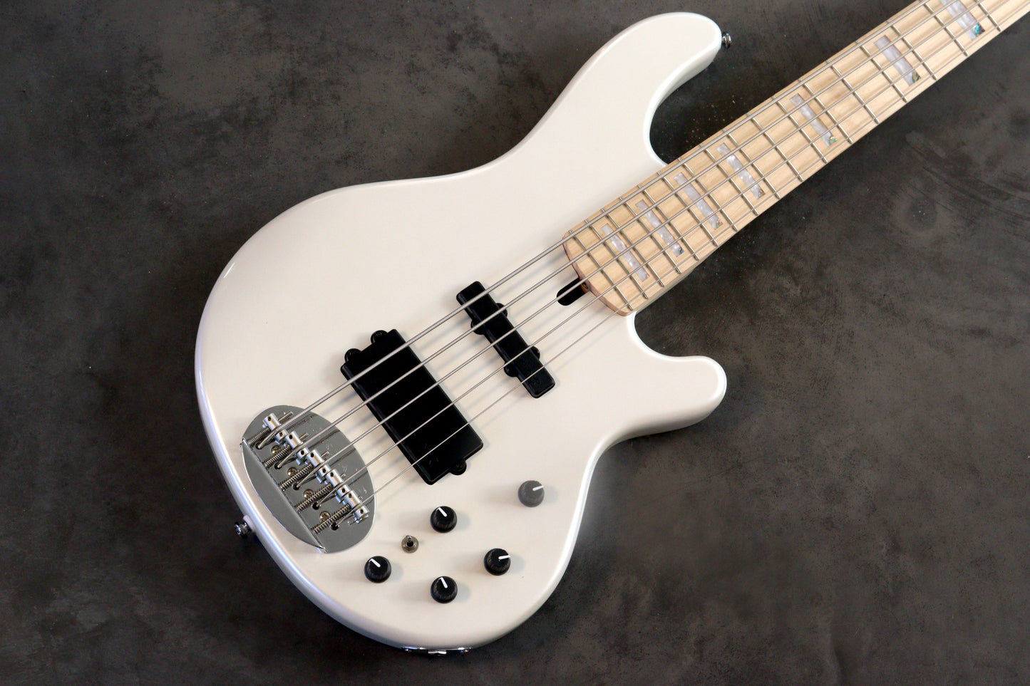 Lakland Basses Skyline 55-02 Custom 'White Pearl'