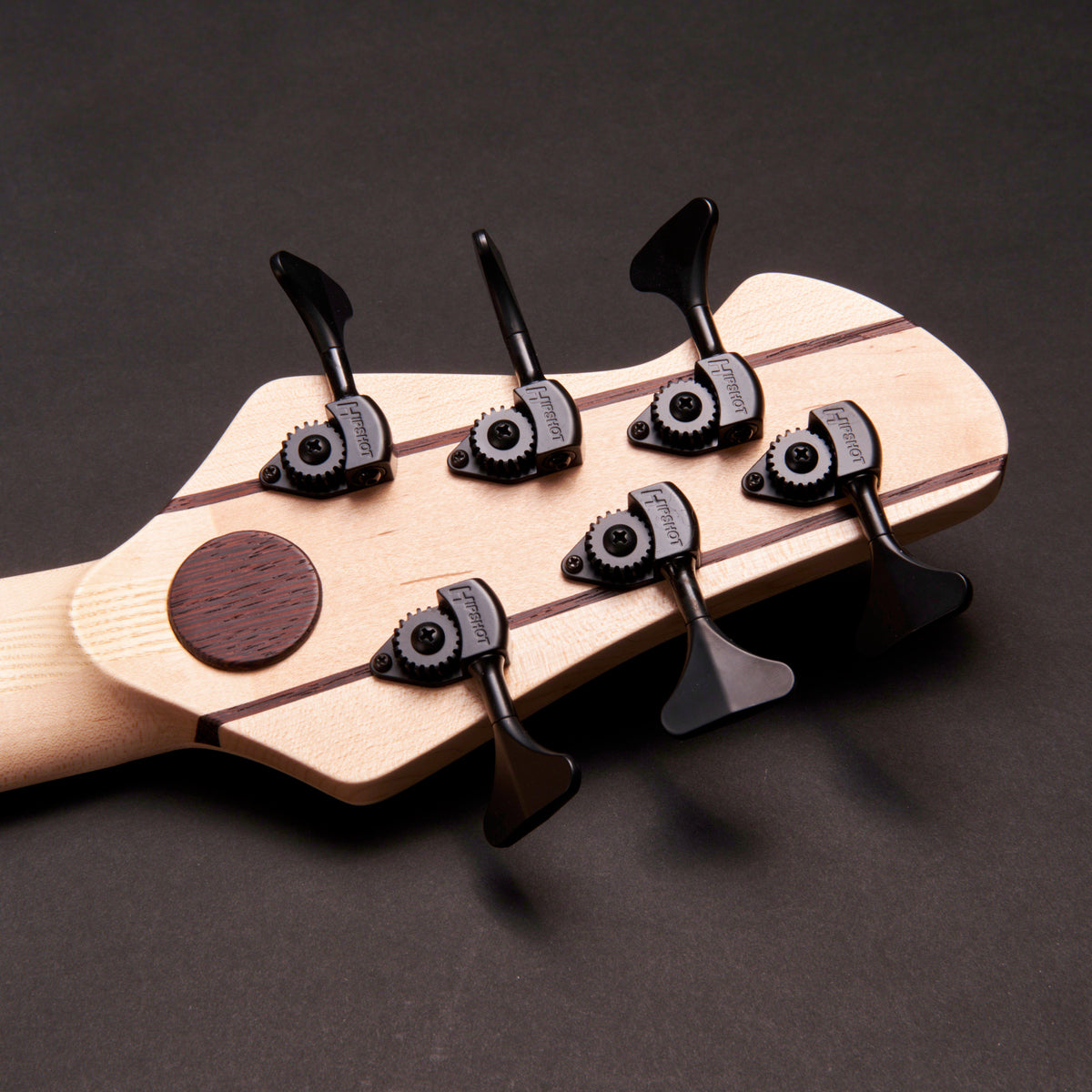 Mattisson Henrik Linder HL-6 White 6-string bass at Bass Freaks