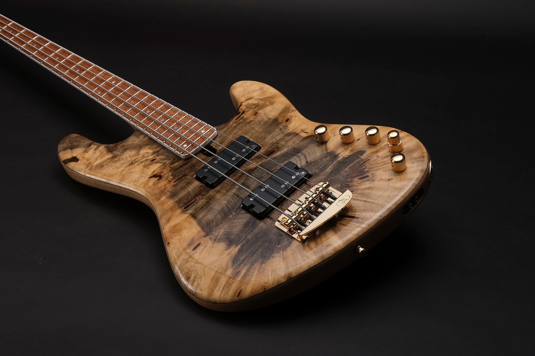 Mayones Jabba Custom BB 4: Striking Bass Guitar - Bass Freaks Sprl