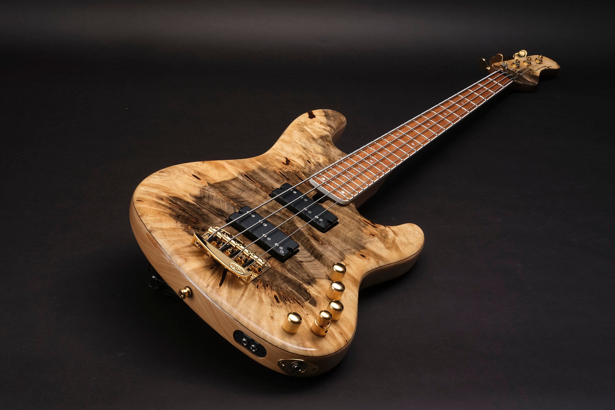 Mayones Jabba Custom BB 4: Striking Bass Guitar - Bass Freaks Sprl