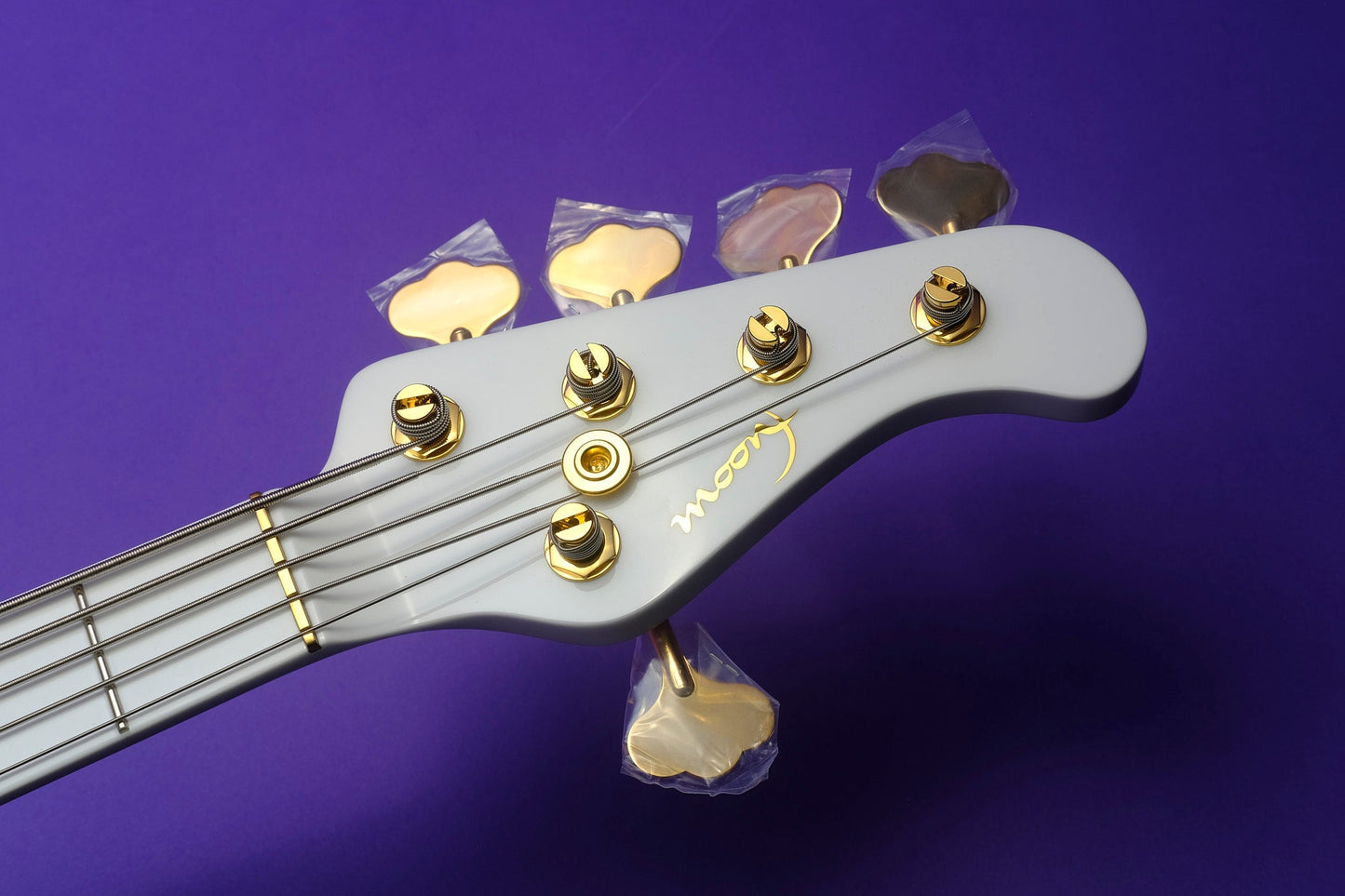 Moon JJ-5 Larry Graham - Snow White