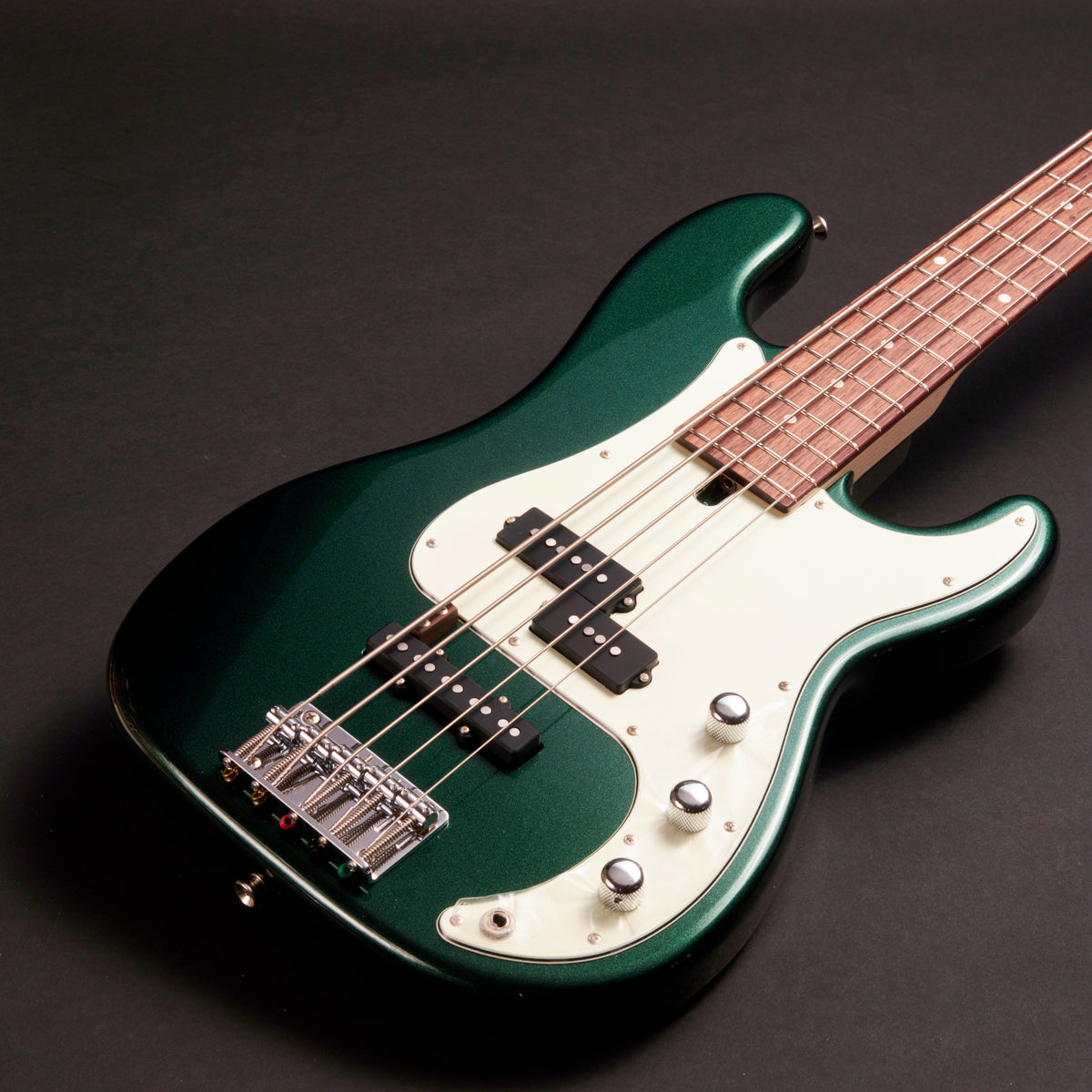 Moon PJ-5 Sutoh Model Sherwood Green 5-string bass at Bass Freaks