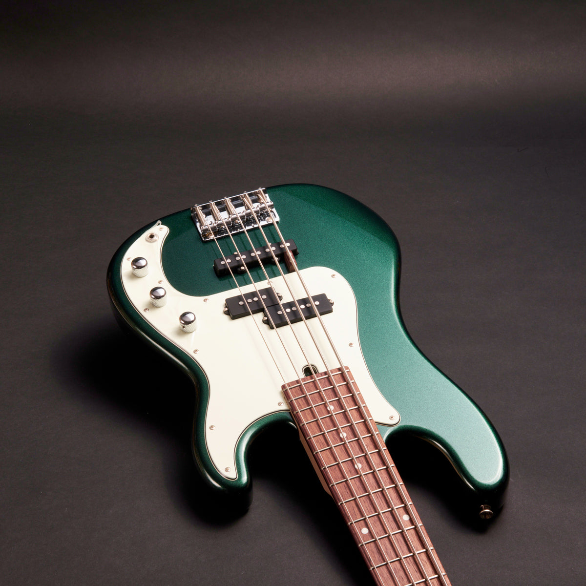 Moon PJ-5 Sutoh Model Sherwood Green 5-string bass at Bass Freaks