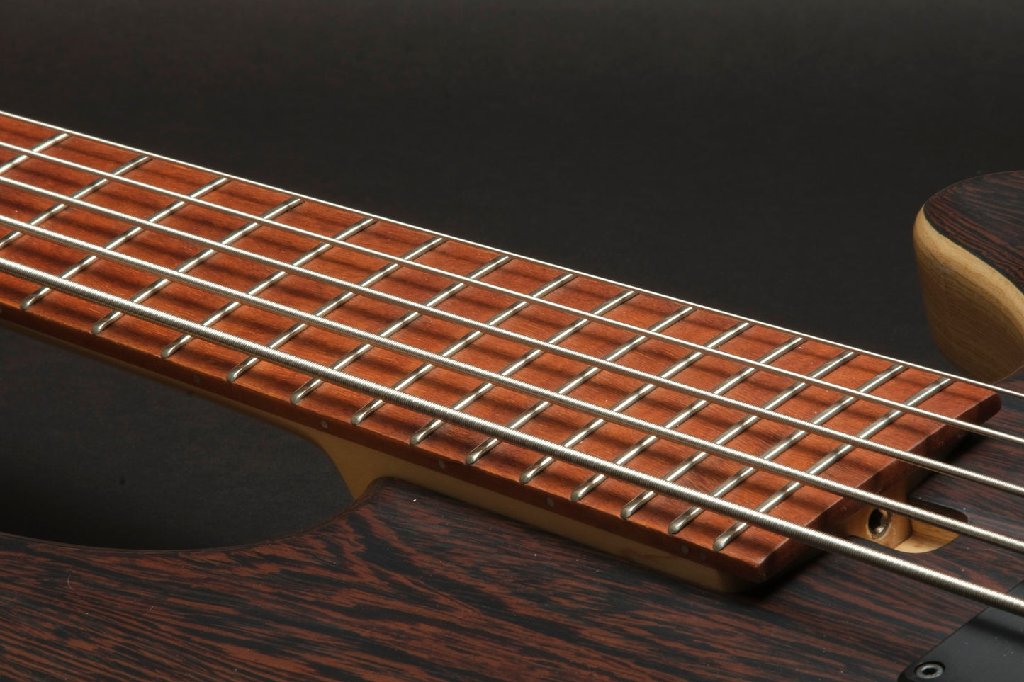 Overwater basses Hybrid Custom 5 'Wenge'