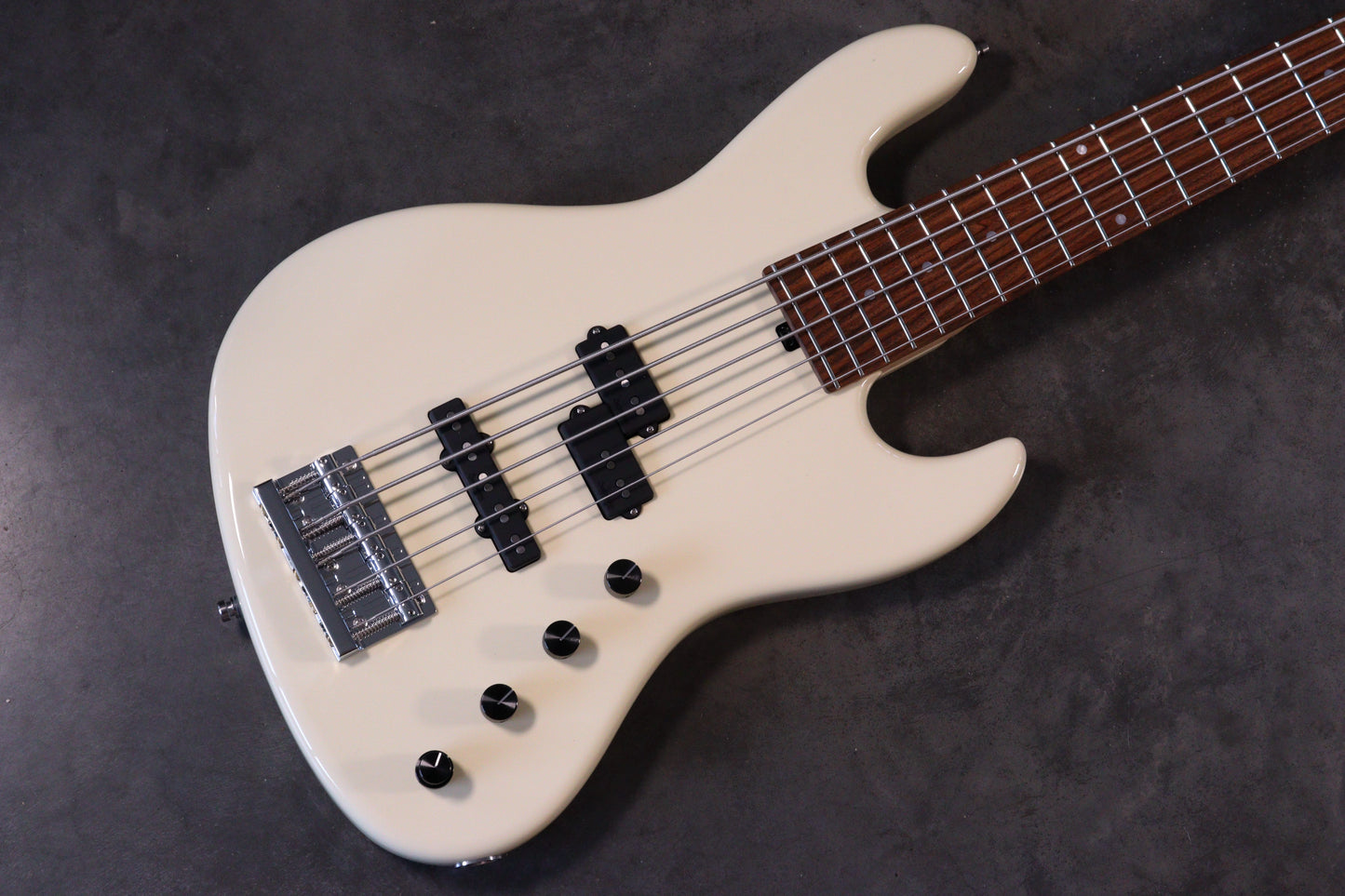 Sadowsky Guitars Metroline Verdine white 5