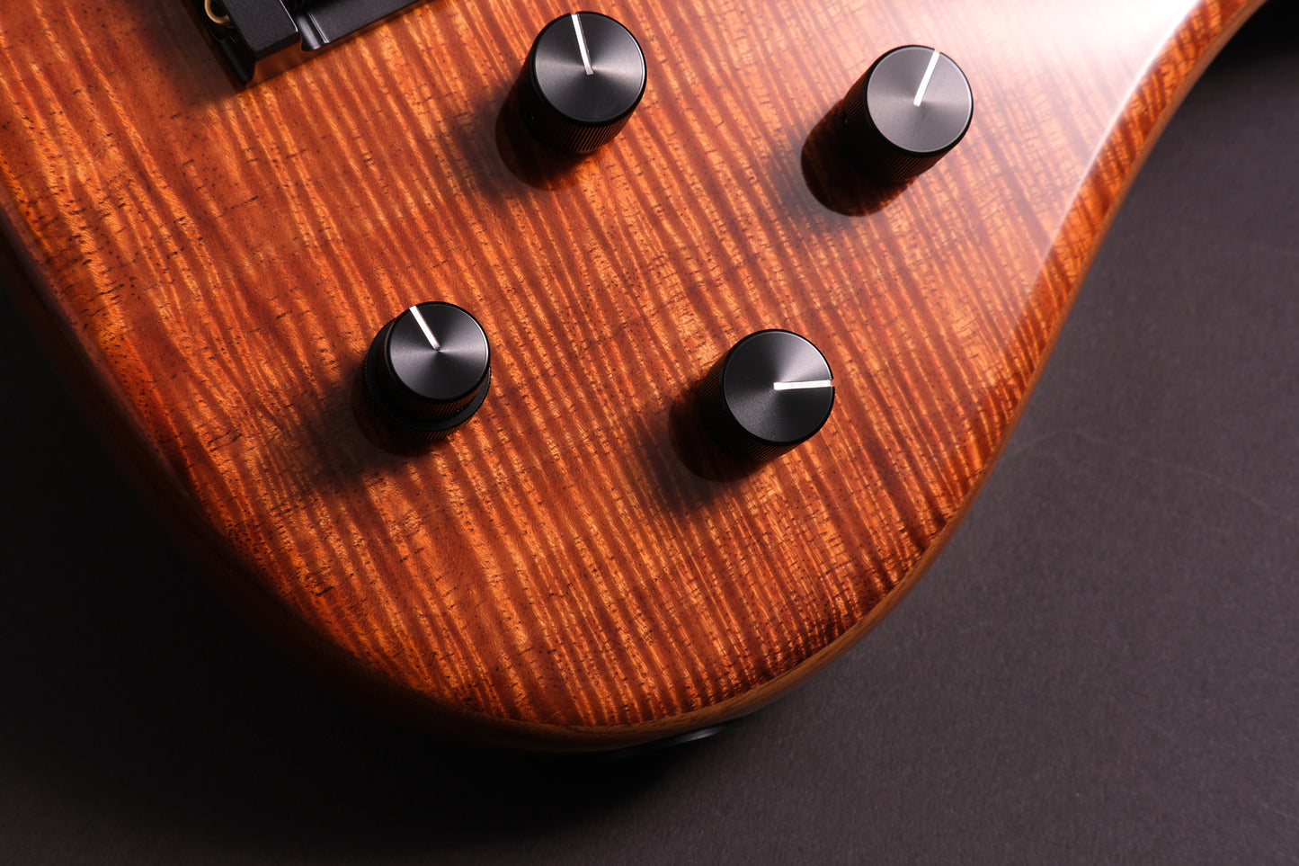 Sadowsky MasterBuilt 24-Fret Modern Bass 2025 Limited Edition