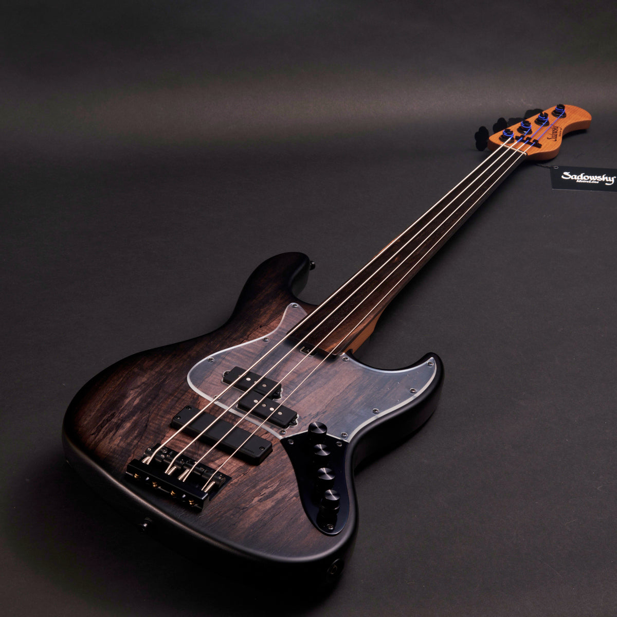 Sadowsky MetroLine 21-Fret Vintage PJ 4 Fretless Ltd 2026 n.º 001 Nirvana Blackburst, bajo eléctrico de 4 cuerdas en Bass Freaks