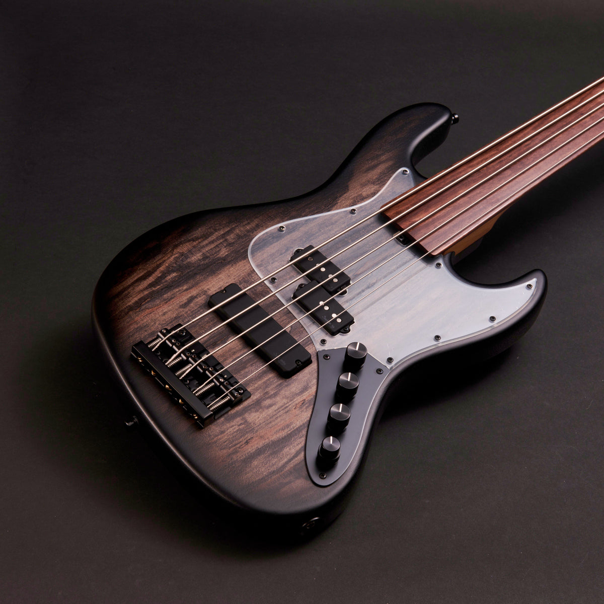 Sadowsky MetroLine 21-Fret Vintage PJ 5 Fretless Ltd 2026 n.º 034 Nirvana Blackburst, bajo eléctrico de 5 cuerdas en Bass Freaks