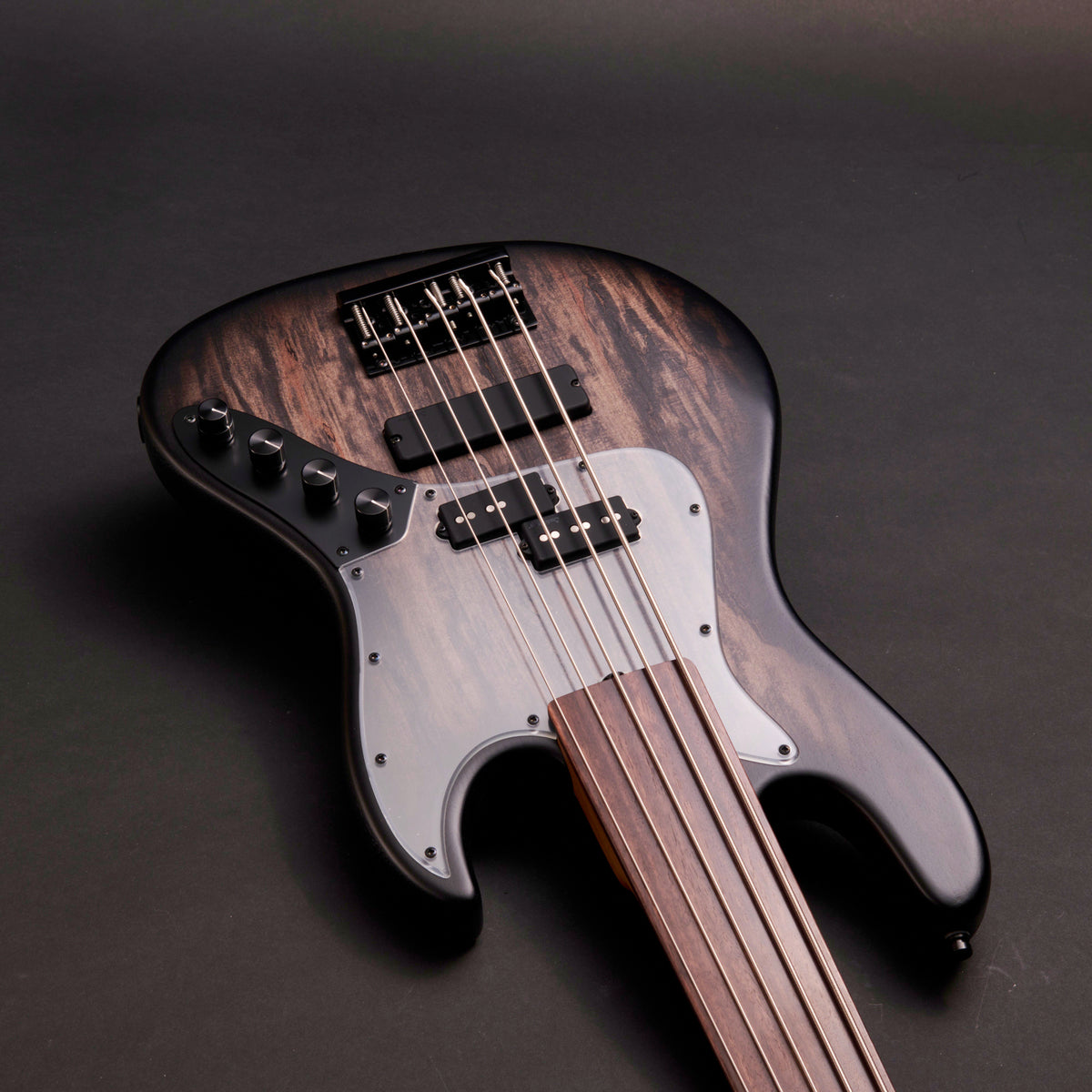 Sadowsky MetroLine 21-Fret Vintage PJ 5 Fretless Ltd 2026 n.º 034 Nirvana Blackburst, bajo eléctrico de 5 cuerdas en Bass Freaks