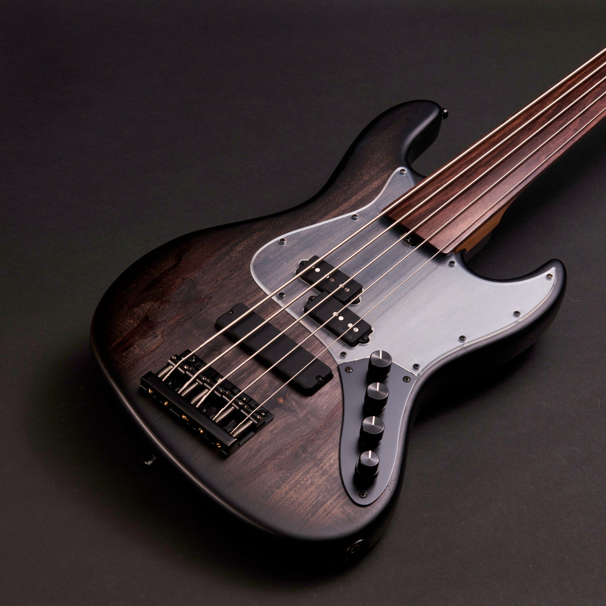 Sadowsky MetroLine 21-Fret Vintage PJ 5 Fretless Ltd 2026 n.º 036 Nirvana Blackburst, bajo eléctrico de 5 cuerdas en Bass Freaks
