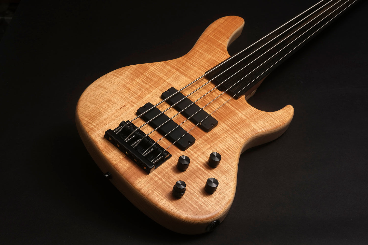 Sadowsky MetroLine 24-Fret Modern Bass – 2025 Limited Edition