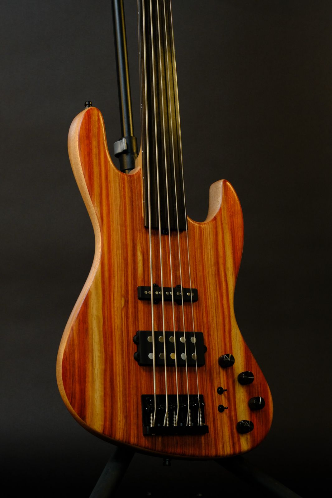 Sadowsky Metroline Limited Ed 2024 Fretless 'Padouk'