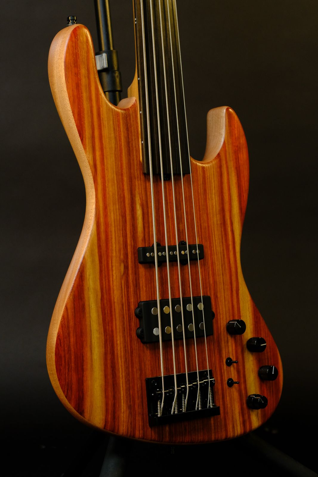 Sadowsky Metroline Limited Ed 2024 Fretless 'Padouk'