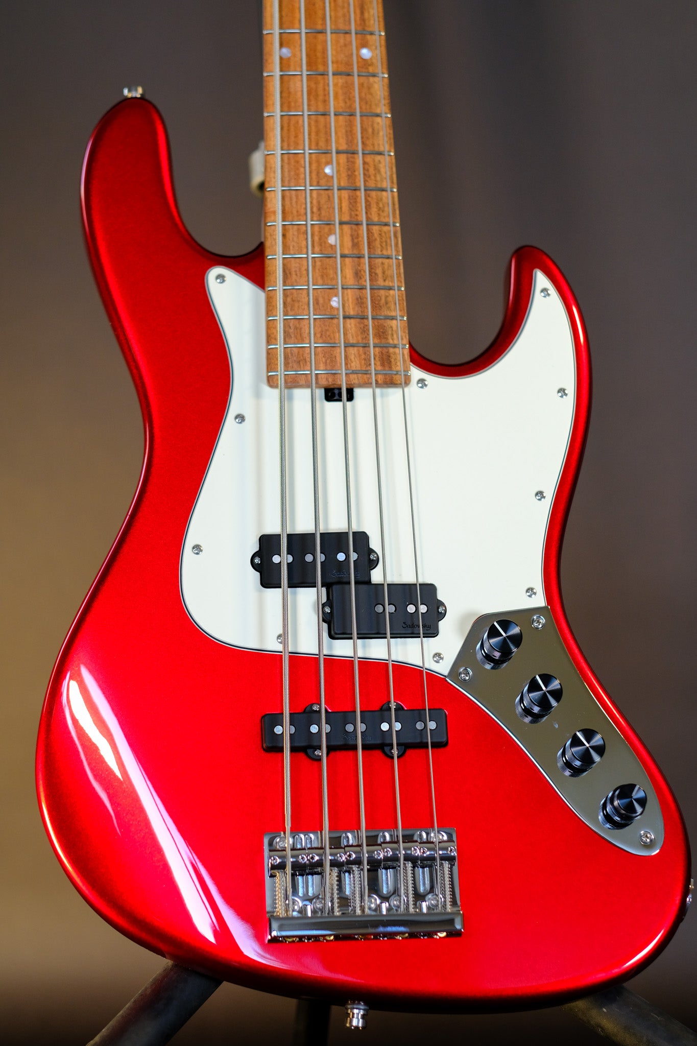 Sadowsky MetroLine Vintage PJ 5 'Candy Apple Red'