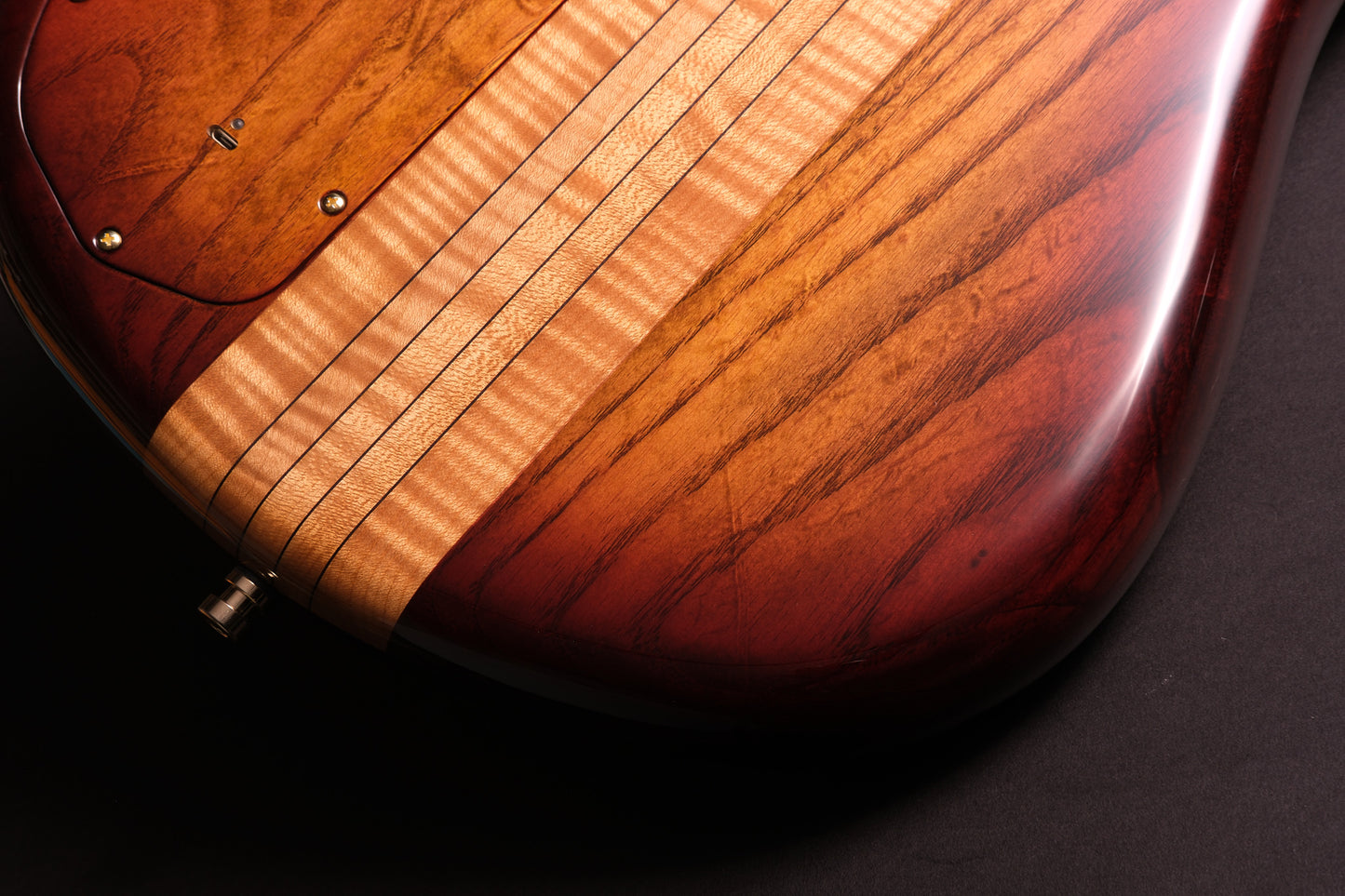 Warwick Custom Shop Streamer Stage II 5 – 2025 Limited Edition