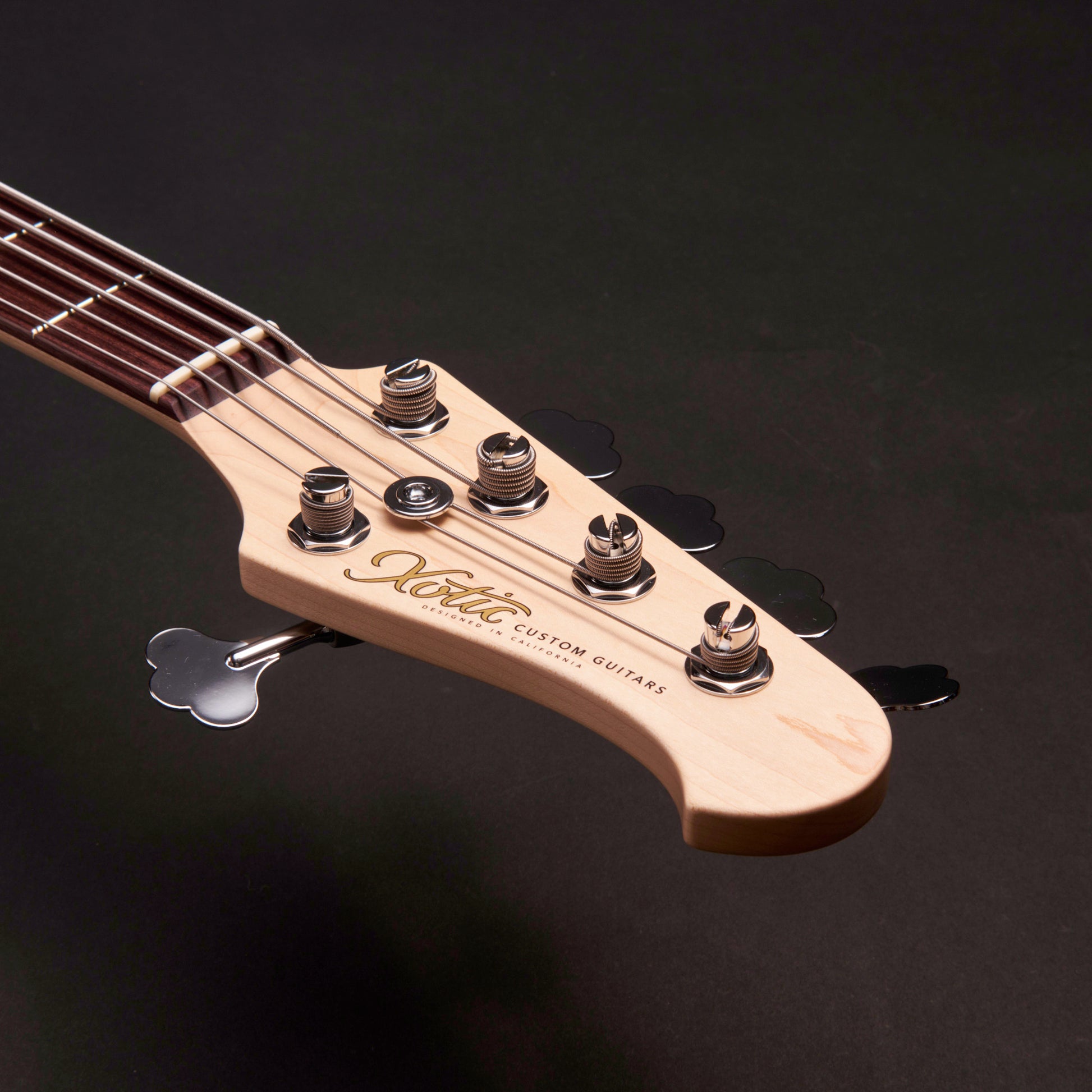 Xotic XJ-1T 5 Lake Placid Blue bass at Bass Freaks