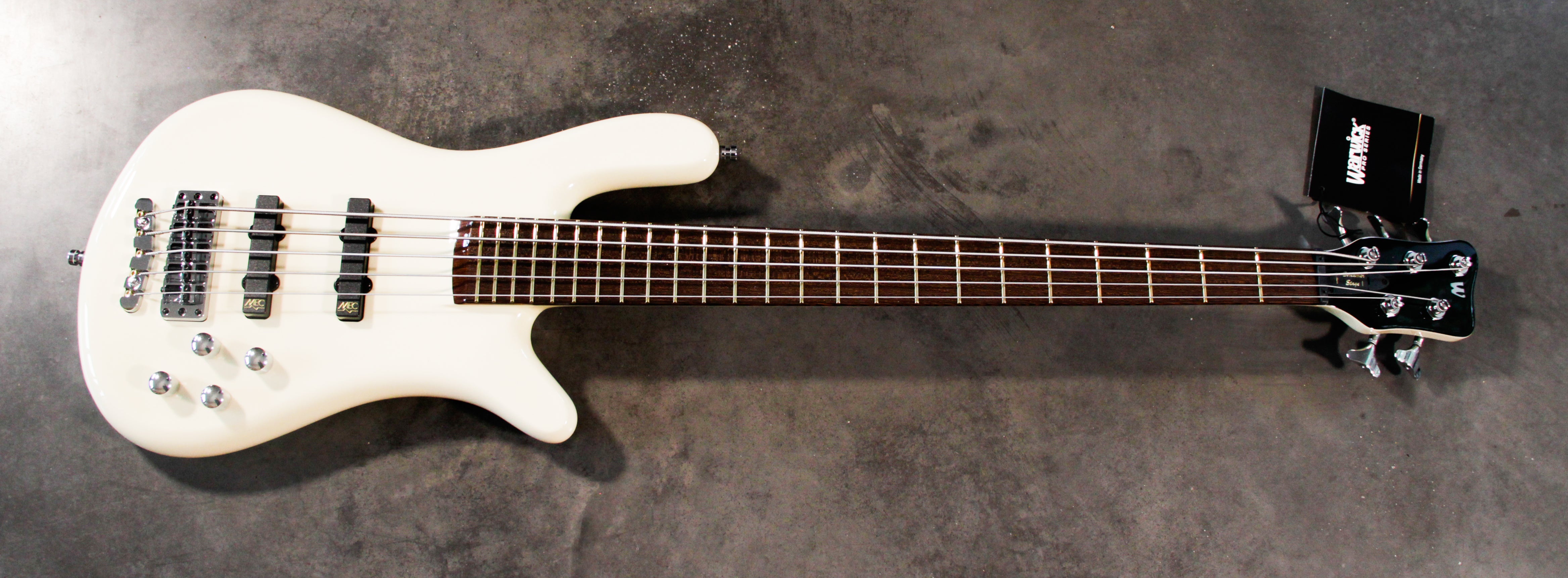 Warwick Streamer Stage 1-5 'Cream white' – Bass Freaks Sprl